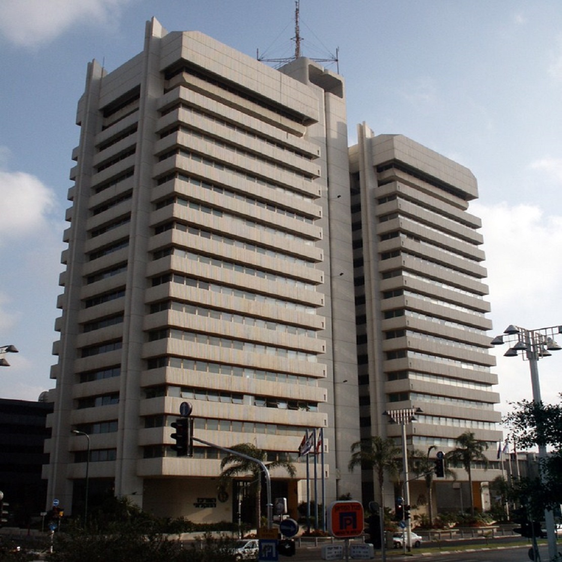 מחפשים משרדים להשכרה בבית אמות משפט. טופ-לנד שיווק נדל''ן עסקי, השכרת ...