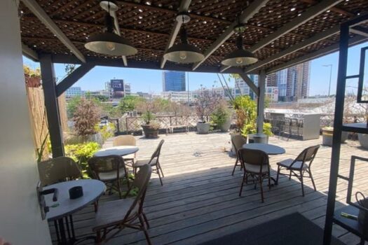 100 מ"ר, פלוס 50 מ"ר מרפסת מדהימה!